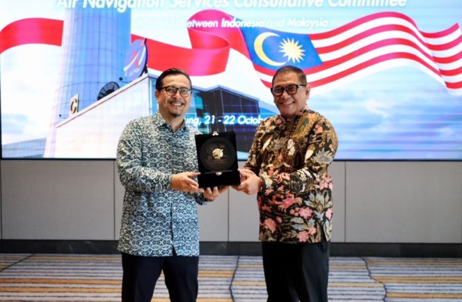 
 AirNav Bersama Malaysia Perkuat Koordinasi Pelayanan Navigasi Penerbangan