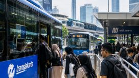 Penumpang Transjakarta (ist)