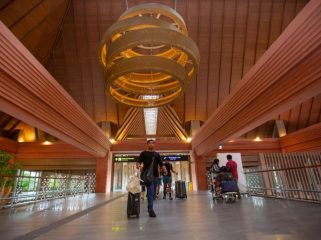 Jembatan terminal Bandara I Gusti Ngurah Rai, Bali