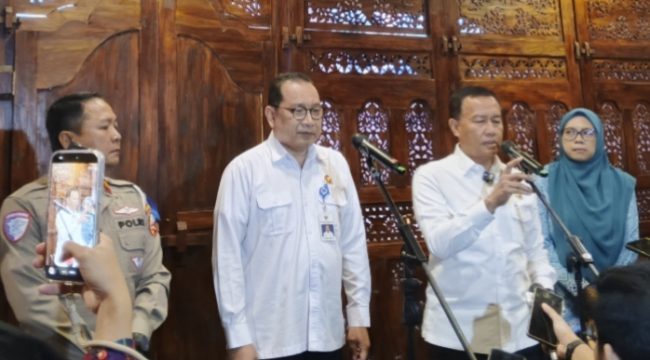Dirjen Aan memberi keterangan pada pers